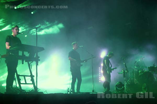 ALT-J - 2015-08-30 - SAINT CLOUD - Domaine National - Scene de la Cascade - 